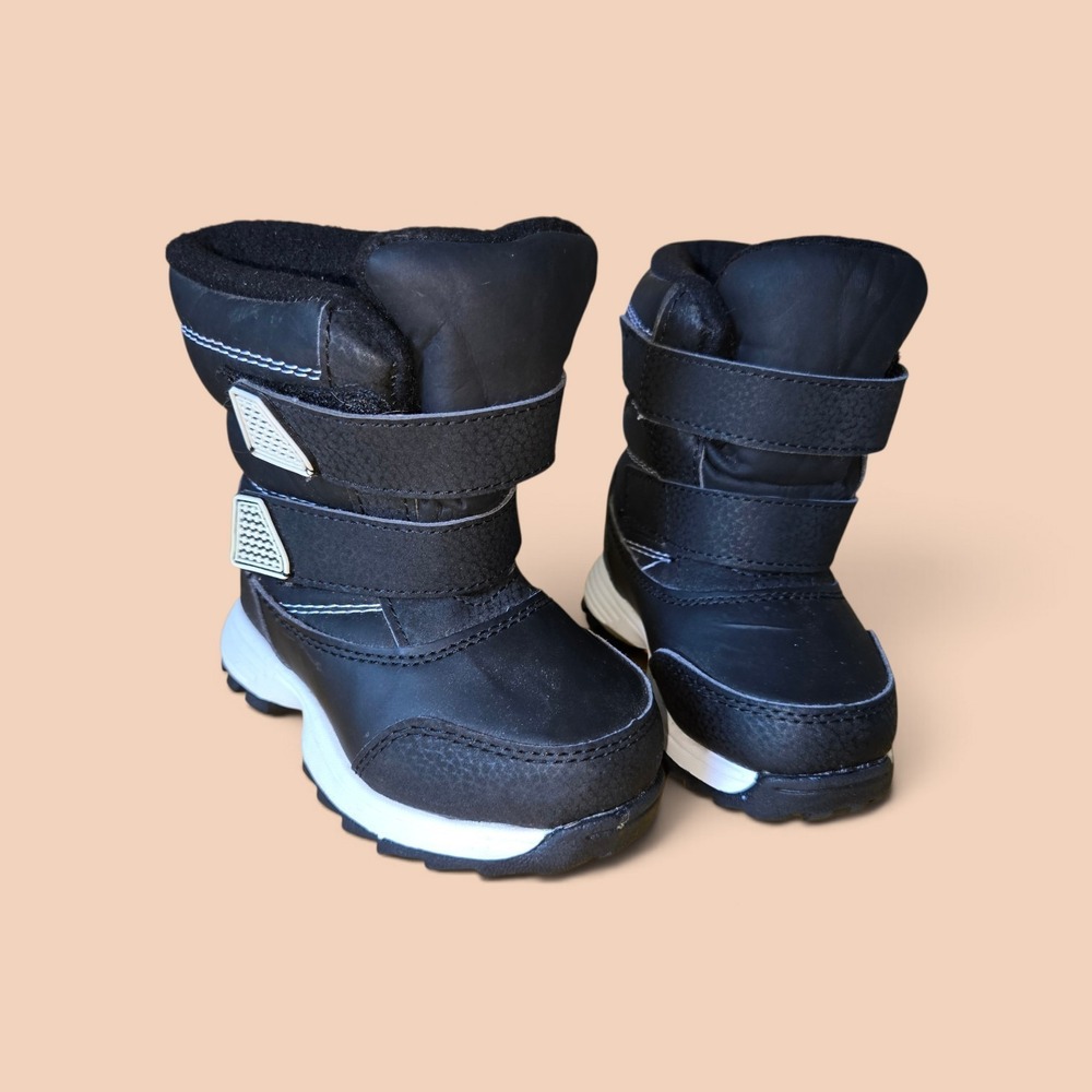Like NEW Wonder Nation Toddler Black Snow Boots Size 6 Hook Loop Straps